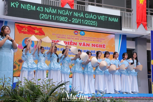 Bí quyết có bài thi văn nghệ thành công của học trò Trường THPT Bà Điểm- Ảnh 14. Bí quyết có bài thi văn nghệ thành công của học trò Trường THPT Bà Điểm- Ảnh 14.