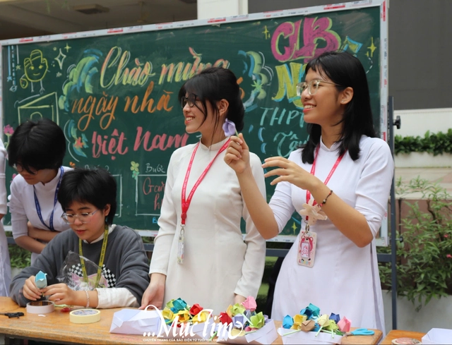 Teen Trường THPT Tây Thạnh tự tay làm thiệp tri ân thầy cô dịp 20-11 - Ảnh 9.