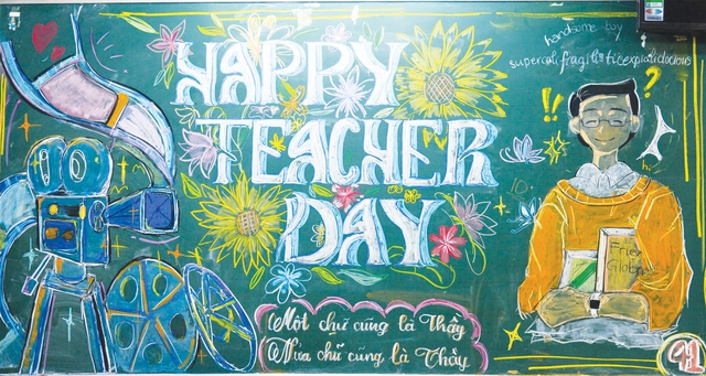 Teen Trường THPT Nguyễn Công Trứ khoe hoa tay, thay lời cảm ơn thầy cô- Ảnh 6. Teen Trường THPT Nguyễn Công Trứ khoe hoa tay, thay lời cảm ơn thầy cô- Ảnh 6.