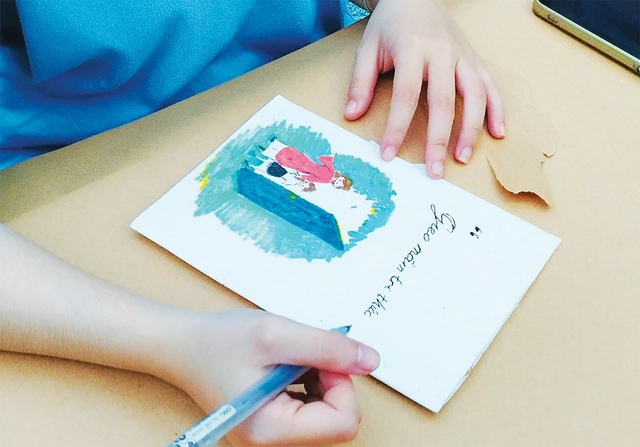 Chiếc thiệp nảy mầm - Ảnh 5.