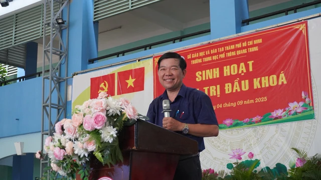 Người thầy truyền cảm hứng cho nhiều thế hệ học trò của Trường THPT Quang Trung- Ảnh 2.