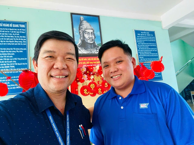 Người thầy truyền cảm hứng cho nhiều thế hệ học trò của Trường THPT Quang Trung- Ảnh 9.