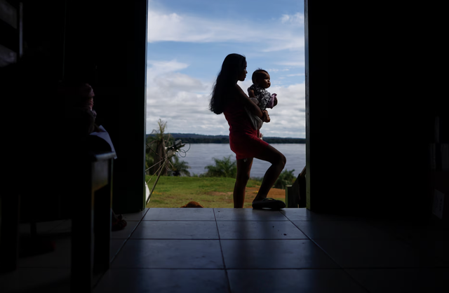 Scientists try to prove link between Amazon gold mining and disabilities in babies- Ảnh 3.