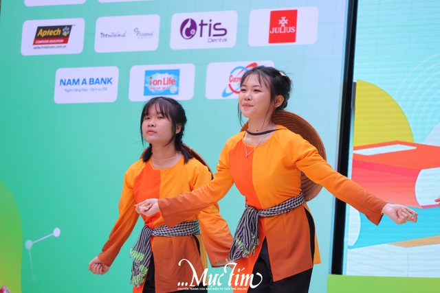 Trường THPT Đào Sơn Tây đoạt giải nhất cuộc thi 'Vũ điệu thanh xuân'- Ảnh 7.