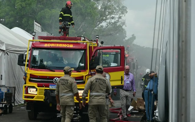 Fire forces evacuation at COP30 climate talks- Ảnh 2.