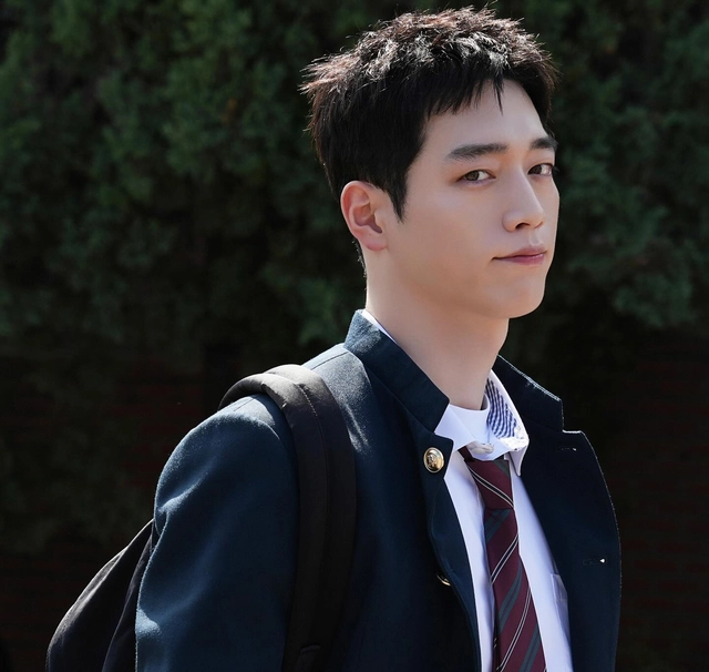 Seo Kang Joon trở lại màn ảnh nhỏ; AKMU rời YG sau 12 năm- Ảnh 1.