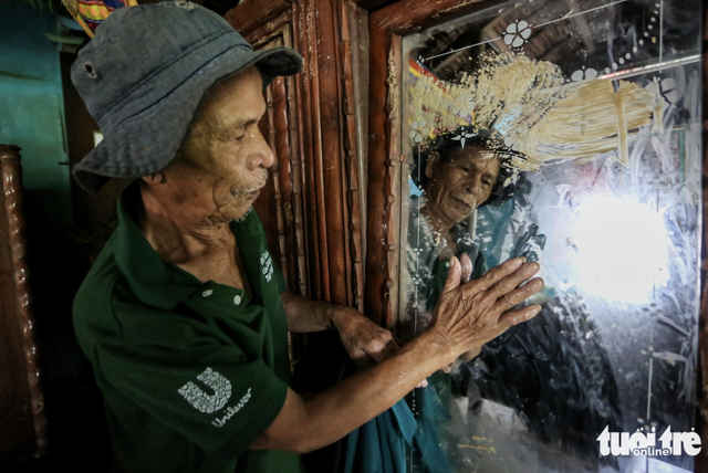 Floodwaters recede, revealing devastation in Vietnam’s Dak Lak - Ảnh 1.