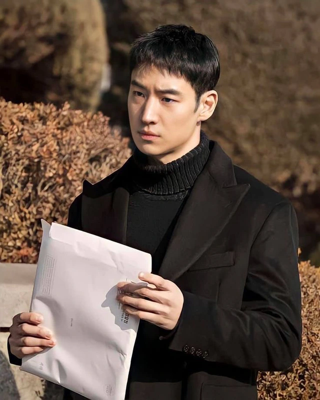 5 phim khẳng định tên tuổi của tài tử Taxi driver - Ảnh 3.