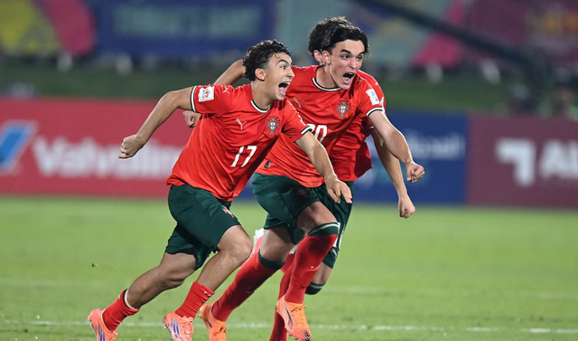 Lộ diện cặp đấu chung kết U17 World Cup 2025 - Ảnh 1.