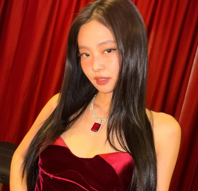 Jennie (BLACKPINK) xuất hiện trên show hẹn hò;  - Ảnh 1.