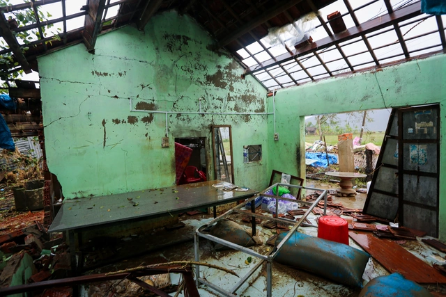 Death toll in south-central Vietnam floods rises to 98 - Ảnh 1. Death toll in south-central Vietnam floods rises to 98 - Ảnh 1.