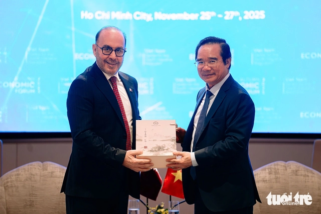 Amazon to launch direct shipping route from Ho Chi Minh City to US  - Ảnh 3.