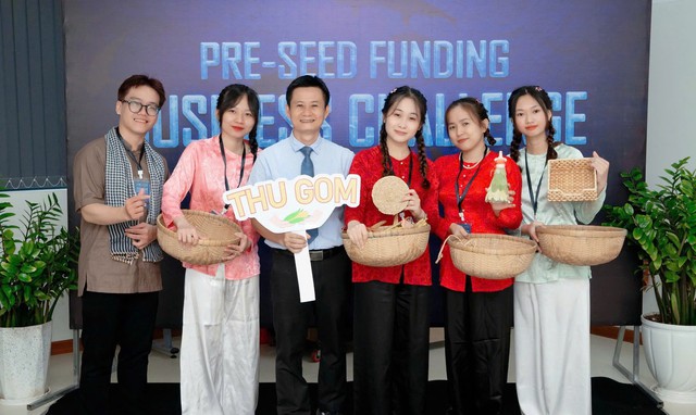 Sinh viên Trường đại học FPT khởi nghiệp từ vỏ bắp - Ảnh 1.