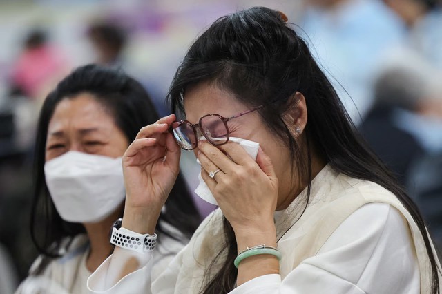 Hong Kong nears end of search and rescue mission as tower fire toll rises to 94- Ảnh 3.