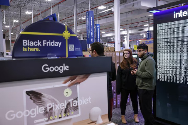 Black Friday consumers go online, rather than stand in line- Ảnh 1.