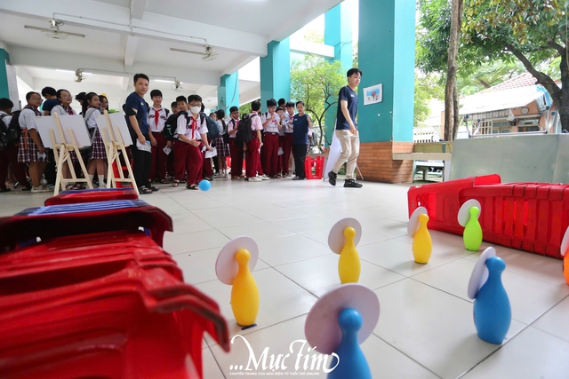 Học sinh Trường THCS Tân Sơn học được gì từ 9 trò chơi của Công tắc khoa học 2025? - Ảnh 5.