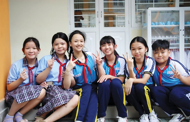 Phóng viên nhí Khăn Quàng Đỏ đại diện thiếu nhi Việt Nam đến Brazil - Ảnh 2.