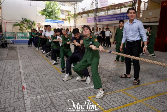 Teen Nhật Bản trải nghiệm văn hoá Việt tại Trường THPT Phan Đăng Lưu - Ảnh 14.