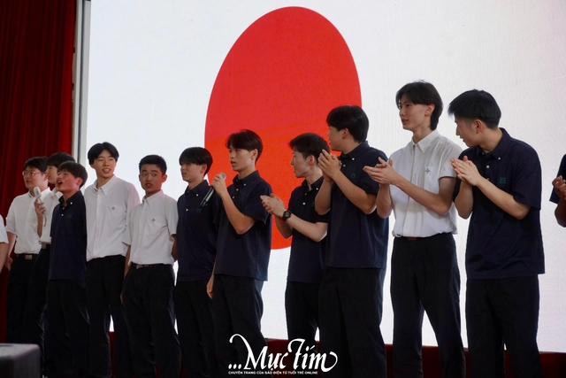 Teen Nhật Bản trải nghiệm văn hoá Việt tại Trường THPT Phan Đăng Lưu - Ảnh 7.