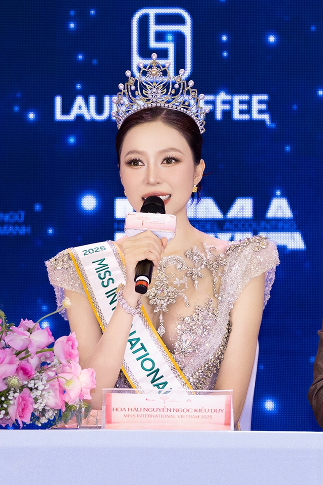 Kế nhiệm Thanh Thủy, hoa hậu Kiều Duy sẽ mang gì đến Miss International 2025?- Ảnh 2. Kế nhiệm Thanh Thủy, hoa hậu Kiều Duy sẽ mang gì đến Miss International 2025?- Ảnh 2.