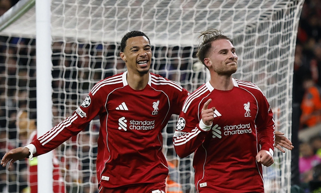 Thua Liverpool, Real Madrid giậm chân tại chỗ, Bayern Munich chiếm ngôi đầu- Ảnh 2. Thua Liverpool, Real Madrid giậm chân tại chỗ, Bayern Munich chiếm ngôi đầu- Ảnh 2.