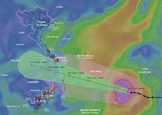 Tin bão khẩn cấp: Bão Kalmaegi đã tiến vào biển Đông, di chuyển nhanh vào đất liền, gió giật - Ảnh 1.