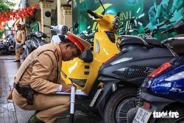 In Vietnam, police summon 45,000 parents over 48,000 students’ traffic violations in one day- Ảnh 2.