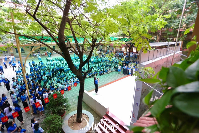 Nạp 'vitamin' âm nhạc cùng teen Trường THPT Bình Chiểu trong giờ ra chơi- Ảnh 5. Nạp 'vitamin' âm nhạc cùng teen Trường THPT Bình Chiểu trong giờ ra chơi- Ảnh 5.