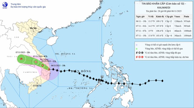 Ngay lúc này, bão Kalmaegi đã ở trên đất liền các tỉnh Đắk Lắk - Gia Lai - Ảnh 1. Tâm bão Kalmaegi đang ở đất liền các tỉnh Đắk Lắk - Gia Lai - Ảnh 2.