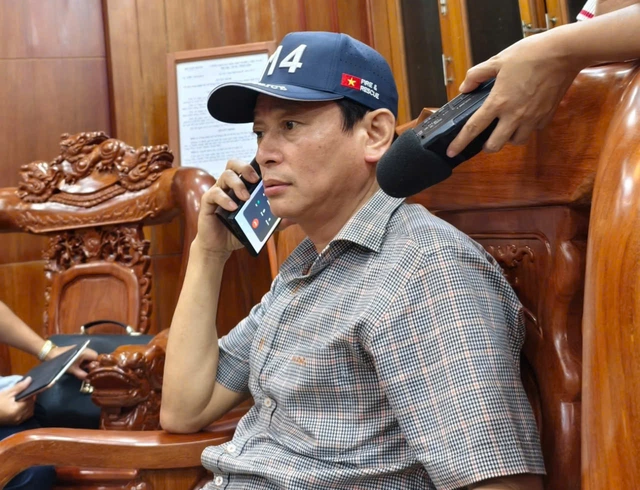 Bão Kalmaegi đổ bộ đất liền Gia Lai -  Đắk Lắk, hơn 2 giờ tới vẫn còn gió mạnh trên cấp 8 - Ảnh 1.