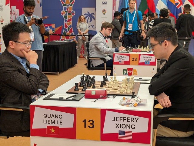 Vietnam’s Le Quang Liem defeats Jeffery Xiong to gain edge in FIDE Chess World Cup round 3 - Ảnh 1. Vietnam’s Le Quang Liem defeats Jeffery Xiong to gain edge in FIDE Chess World Cup round 3 - Ảnh 1.