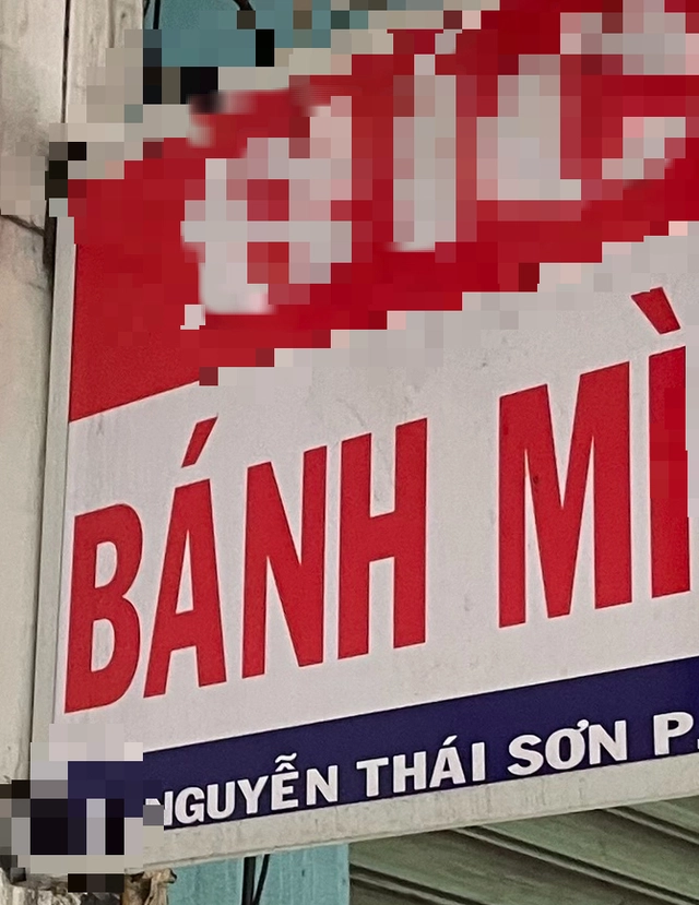 Over 80 hospitalized for food poisoning after eating ‘banh mi’ in Ho Chi Minh City - Ảnh 1.