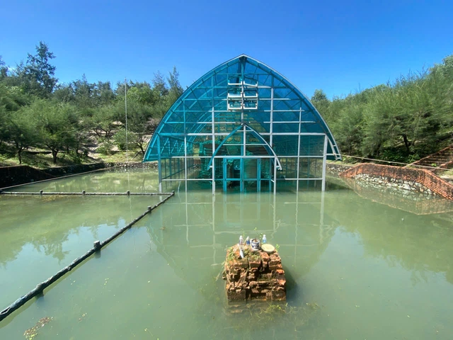 World-record Cham tower in Hue flooded after historic rainfall - Ảnh 2. World-record Cham tower in Hue flooded after historic rainfall - Ảnh 2.