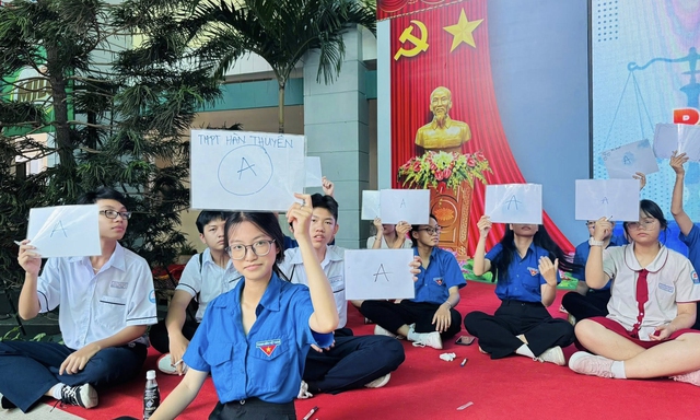 1000 học sinh Phường Phú Nhuận cùng tìm hiểu Pháp luật học đường - Ảnh 3.