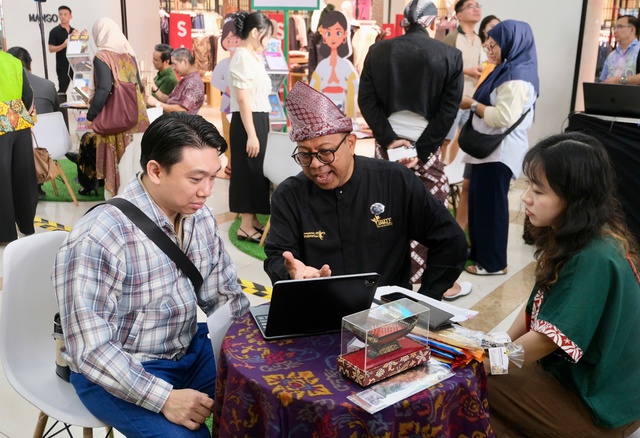 Indonesia brings ‘Gateway to Paradise’ tourism showcase to Ho Chi Minh City- Ảnh 2. Indonesia brings ‘Gateway to Paradise’ tourism showcase to Ho Chi Minh City- Ảnh 2.