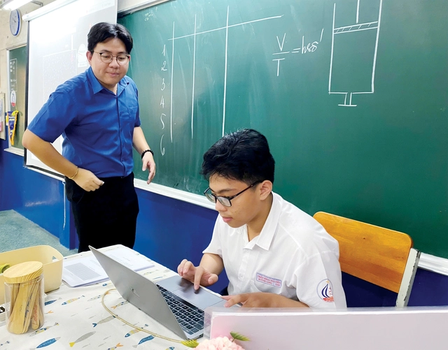 Học cùng... phụ huynh - Ảnh 1.