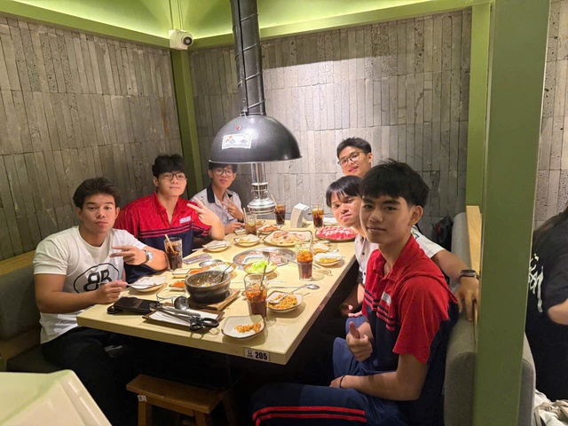 Cầu thủ xuất sắc nhất giải bóng rổ học sinh trung học gọi tên nam sinh Trường THPT Bùi Thị Xuân- Ảnh 8.