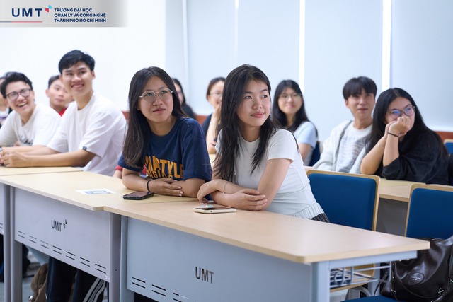 Năm 2026, Trường đại học Quản lý và Công nghệ TP.HCM tuyển sinh những ngành nào?- Ảnh 1. Năm 2026, Trường đại học Quản lý và Công nghệ TP.HCM tuyển sinh những ngành nào?- Ảnh 1.