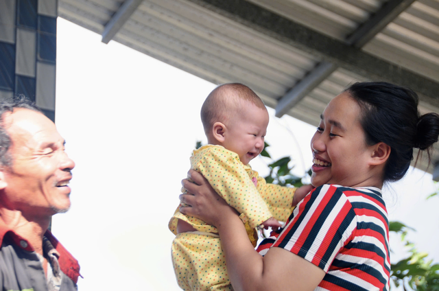 Historic floods in south-central Vietnam: from devastation to determined rebuilding - Ảnh 17.