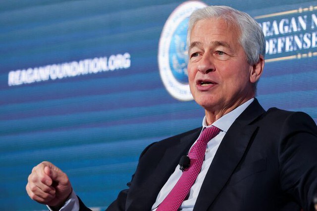 JPMorgan's Dimon signals support for Kevin Warsh as Fed chair, FT reports - Ảnh 1.