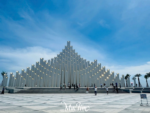 TP.HCM bắn pháo hoa tầm cao, tầm thấp, tổ chức nhiều hoạt động chào Tết Dương lịch 2026 - Ảnh 2.