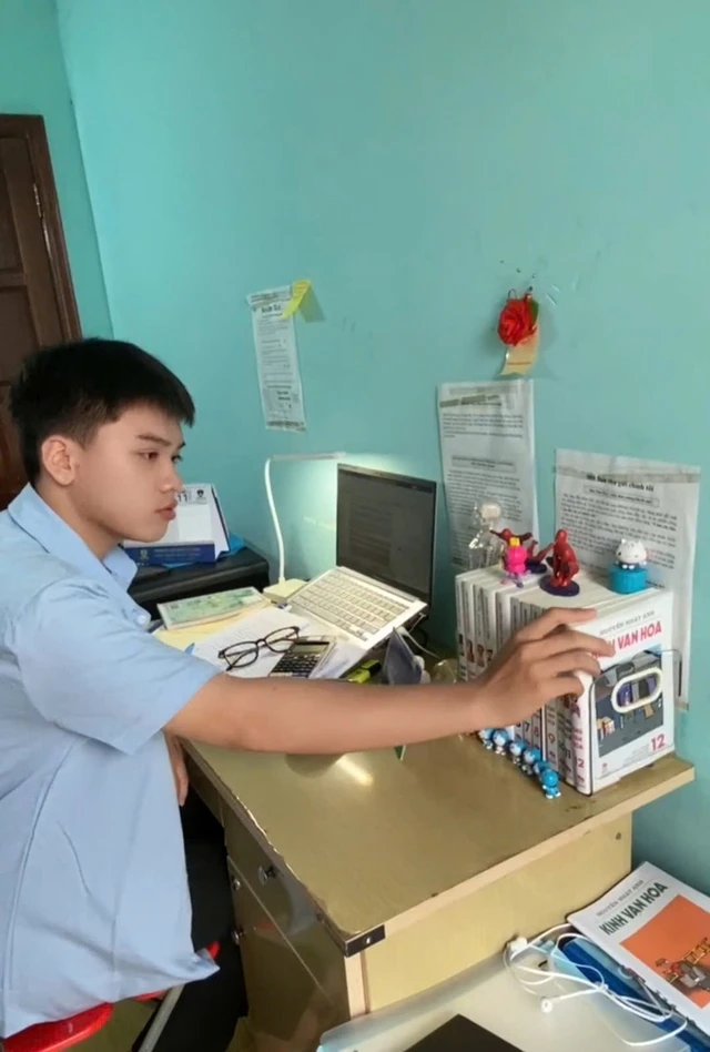 Truyện Kính Vạn Hoa của nhà văn Nguyễn Nhật Ánh lấp lánh tuổi 30 - Ảnh 3.