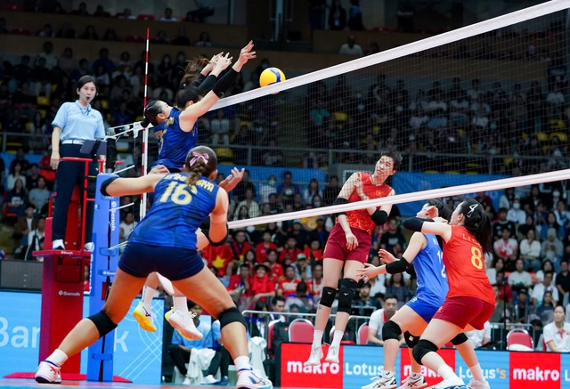 Vietnam women’s volleyball team falls short in SEA Games final, misses gold without Bich Tuyen- Ảnh 2.