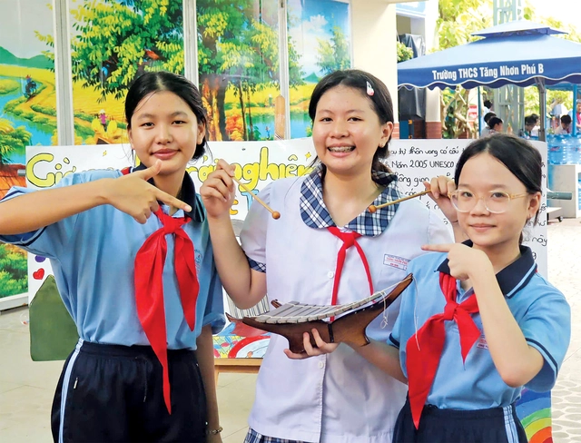 "Khui trạm secret" giờ ra chơi Trường THCS Tăng Nhơn Phú B- Ảnh 3.