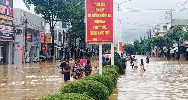 Vietnam's Khanh Hoa seeks $200mn gov't-backed funding for Nha Trang flood drainage project- Ảnh 1. Vietnam's Khanh Hoa seeks $200mn gov't-backed funding for Nha Trang flood drainage project- Ảnh 1.