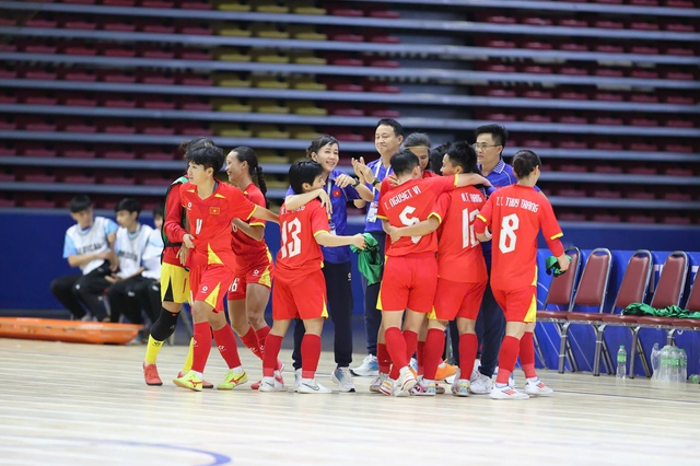 Trực tiếp chung kết Futsal nữ: Việt Nam - Indonesia - Ảnh 1.