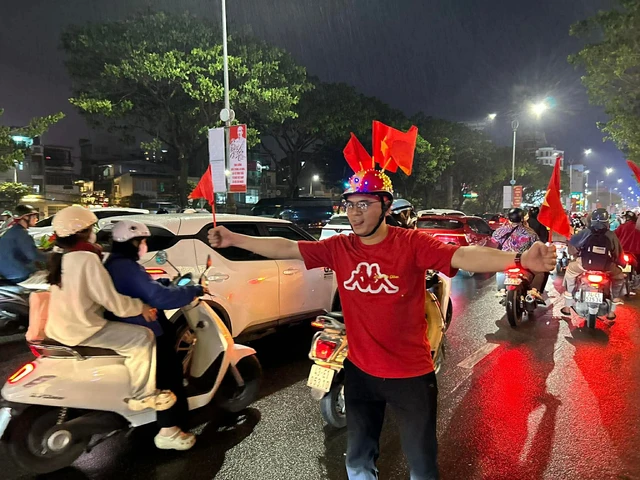 Why Vietnam’s SEA Games football win over Thailand sparks nationwide street celebrations- Ảnh 3.