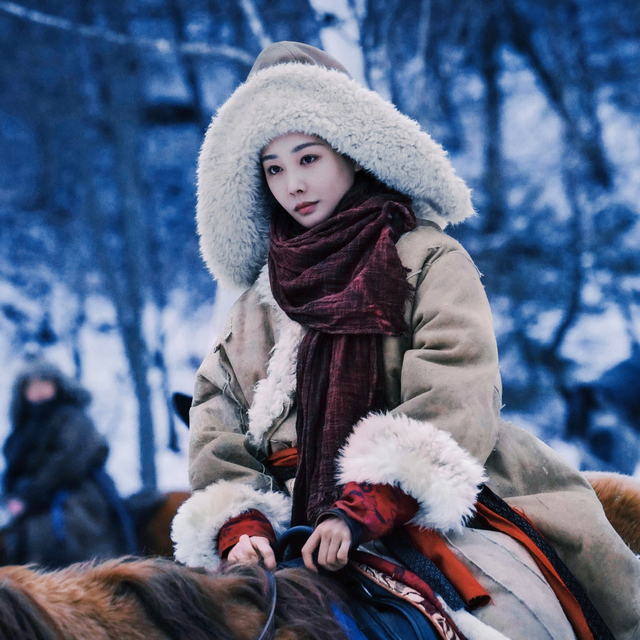 Không phải nữ chính, Lý Thuần vẫn chiếm trọn spotlight phim mới - Ảnh 3.