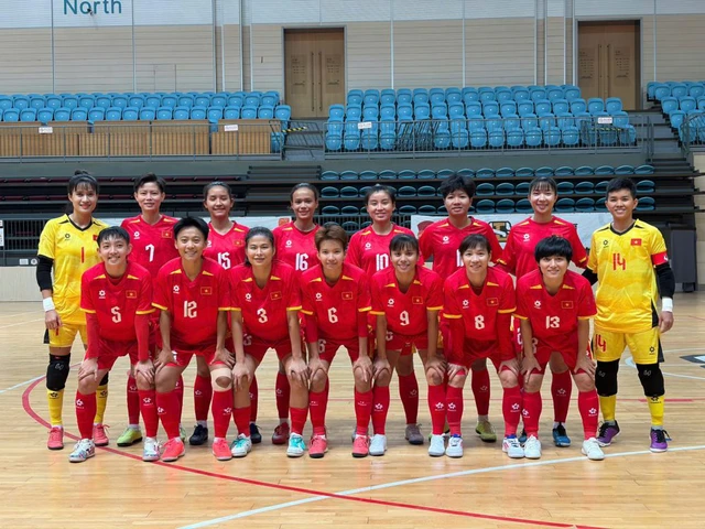 Tuyển futsal nữ Việt Nam đánh bại Trung Quốc ở trận giao hữu - Ảnh 1.