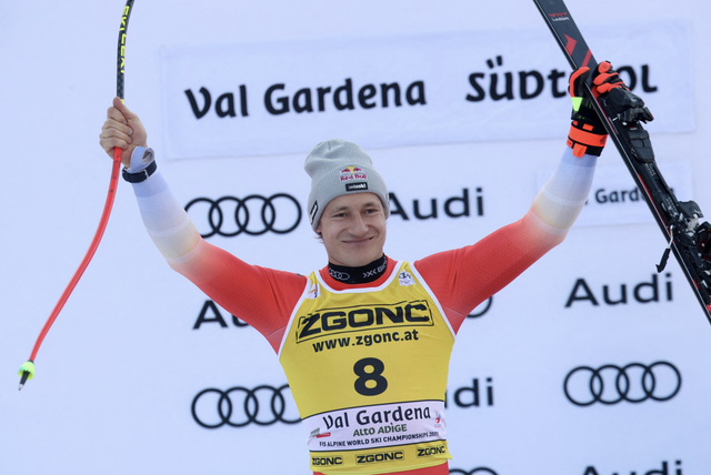 Zabystran stuns Odermatt to claim Czech men's maiden World Cup win - Ảnh 2.